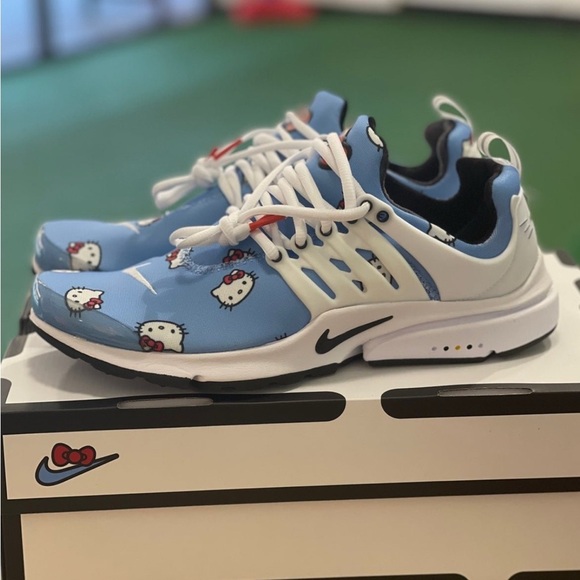 *RARE* Nike x Hello Kitty Air Presto Hello Kitty Collab Men 10 Women 8.5 EU 44 - Picture 2 of 8